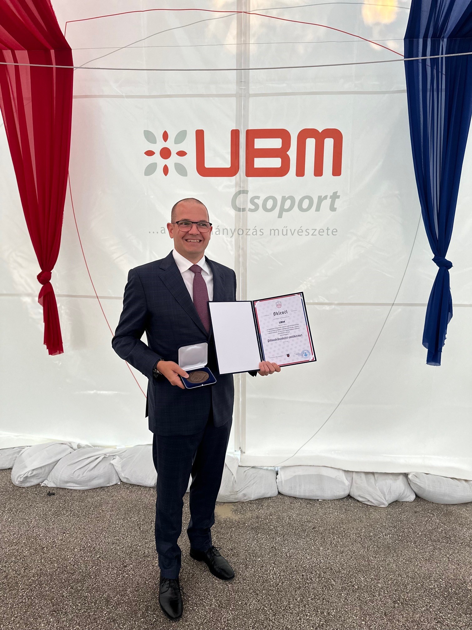 UBM Horváth Péter, Pilisvörösvárért Emlékérem az UBM-nek